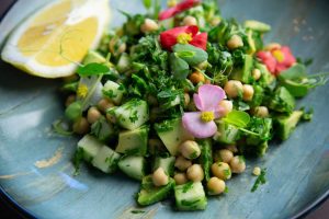 iuhiuguyguiyfytfytf 729